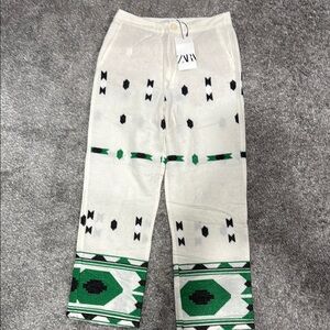 Zara Cream and Green Patterned Pants